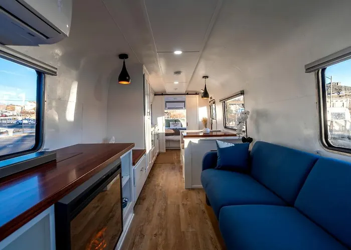 Modern Airstream In Downtown Az Near Whiskey Row Holiday home *