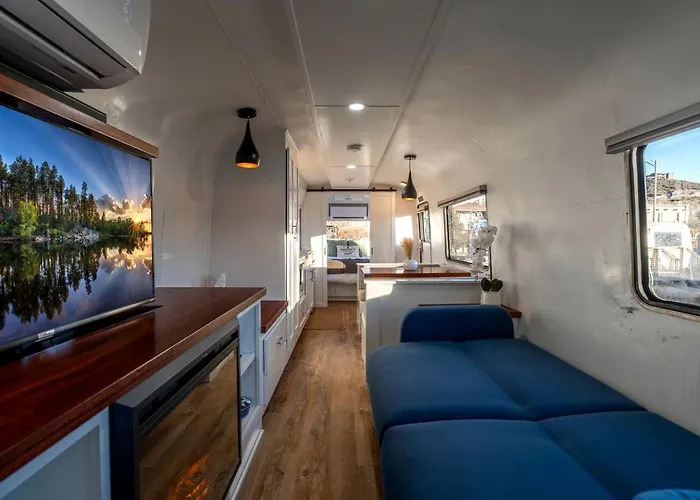 Modern Airstream In Downtown Az Near Whiskey Row Holiday home Prescott