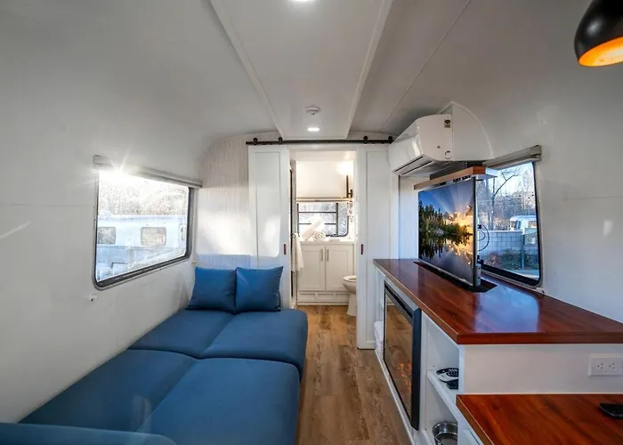 Holiday home Modern Airstream In Downtown Az Near Whiskey Row *